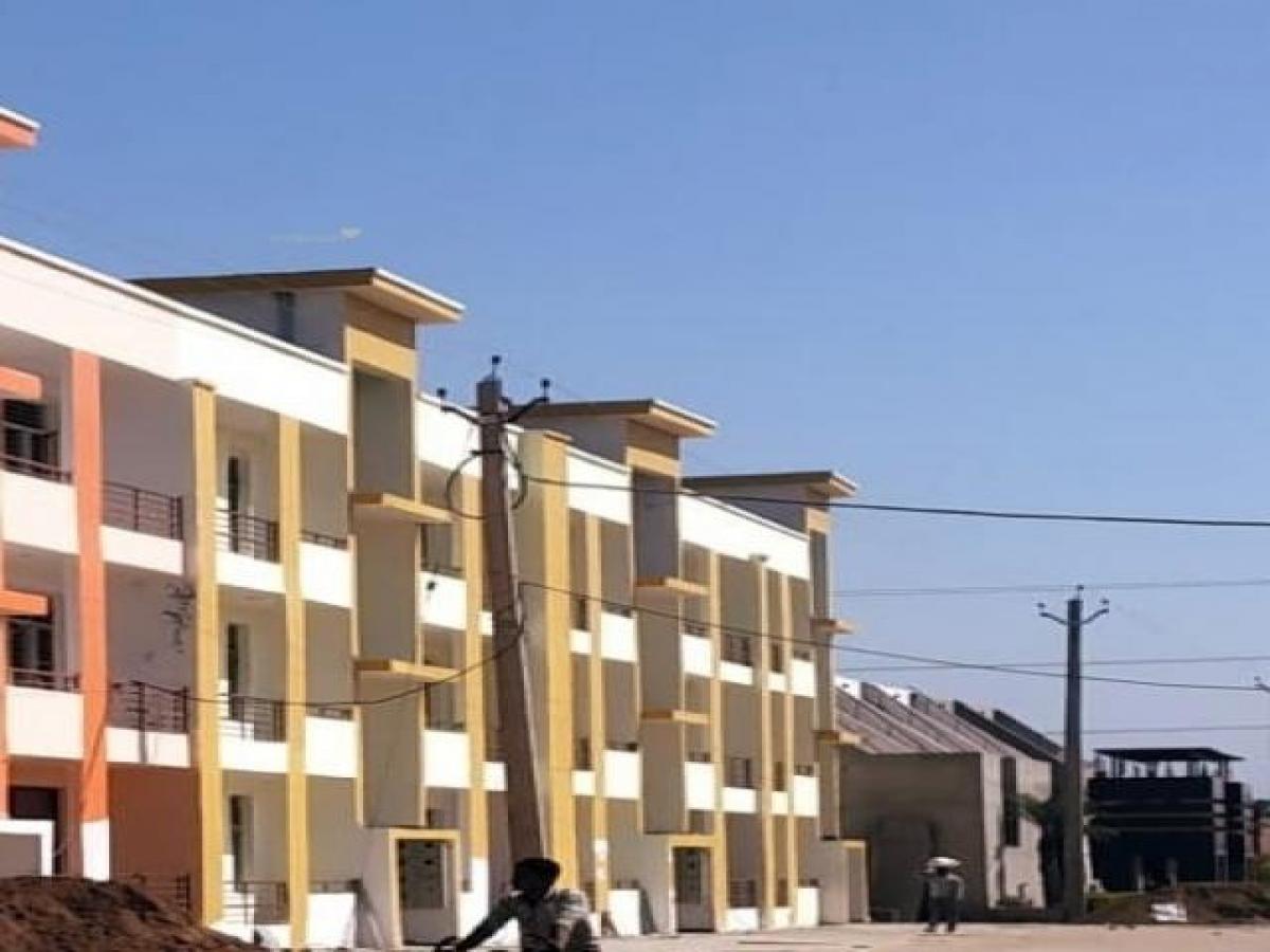 3 bedrooms House in Chandigarh, India No. 22466