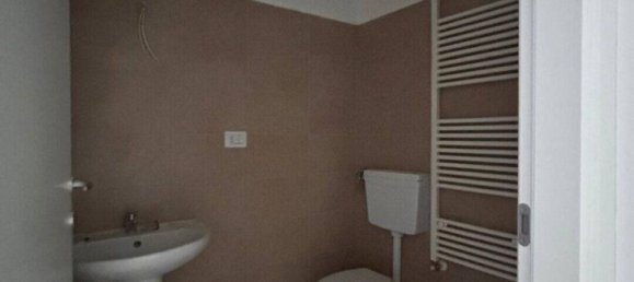 3 rooms Apartment in Collecchio, Italy No. 23990 15