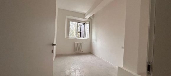3 rooms Apartment in Collecchio, Italy No. 23990 13