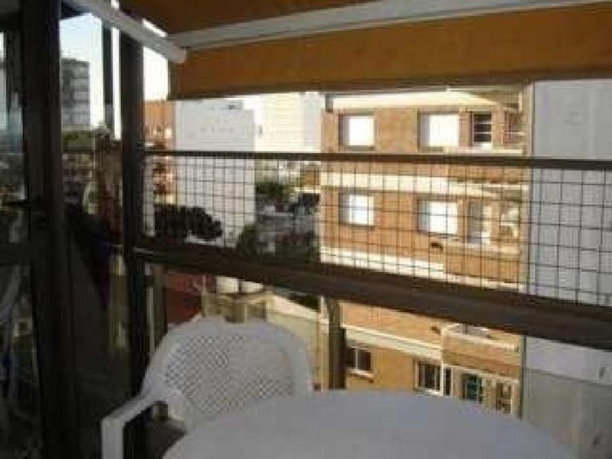 2 bedrooms Apartment in Vicente Lopez, Argentina No. 5214