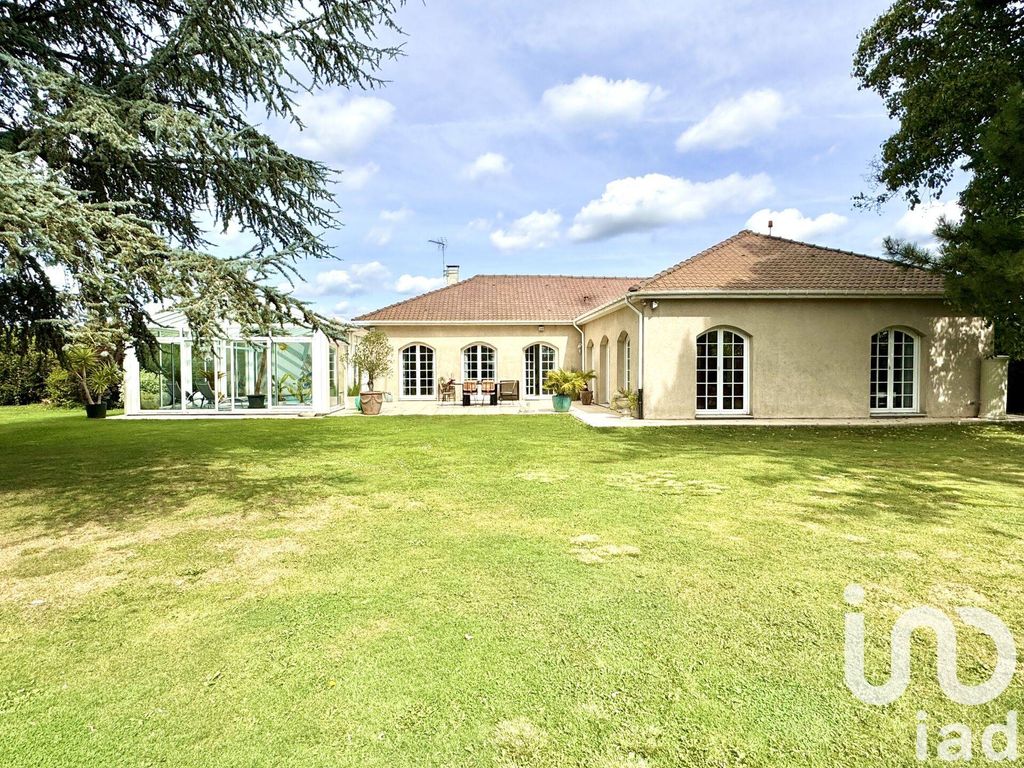 6 Schlafzimmer Villa in Verlinghem, France, Nr. 255220