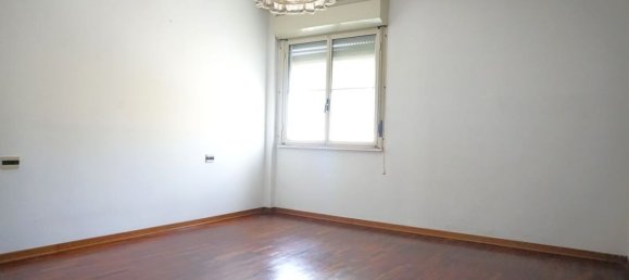 Apartamento de 5 habitaciónes en Pontedera, Italy No. 293019 10