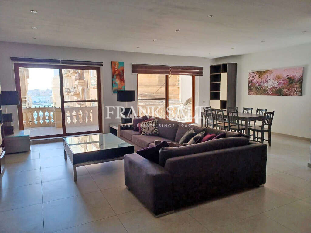 Квартира с 4 спальнями в Слима, Мальта № 7457