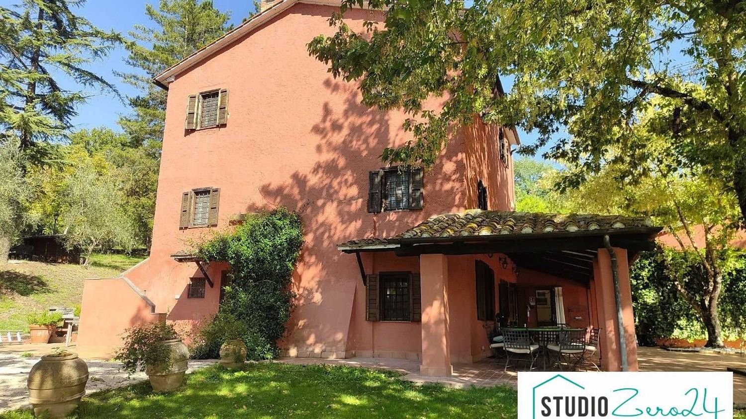 Casa de 7 dormitorios en Giove, Italy No. 358267