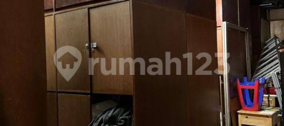 262m² Shop in Grogol Petamburan, Indonesia No. 1828 18