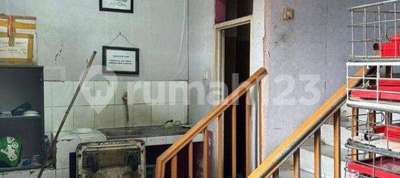 262m² Shop in Grogol Petamburan, Indonesia No. 1828 19