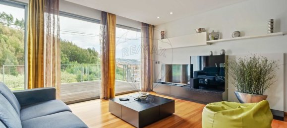 3 bedrooms House in Funchal, Portugal No. 16894 3