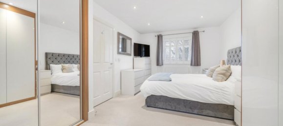 5 bedrooms House in Beckenham, United Kingdom No. 1080 7
