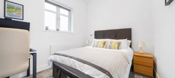 5 bedrooms House in Beckenham, United Kingdom No. 1080 13