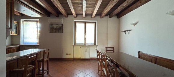 6 bedrooms House in Isola della Scala, Italy No. 352960 8