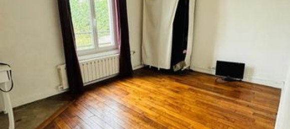 4 Schlafzimmer Haus in Pierrefitte-sur-Seine, France, Nr. 359275 3