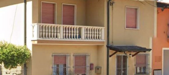 3 rooms Apartment in Gambellara, Italy No. 300850 2