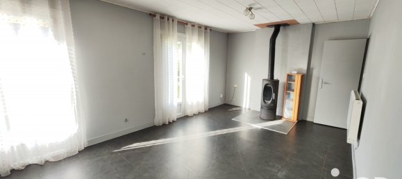 2 Schlafzimmer Haus in Serifontaine, France, Nr. 47525 4