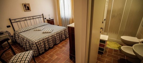 15 rooms House in Chianni, Italy No. 58432 6