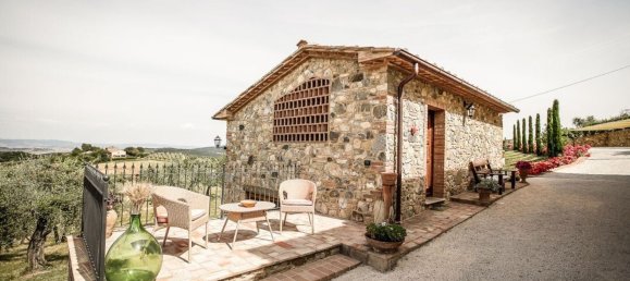 15 rooms House in Chianni, Italy No. 58432 33