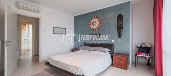 3 bedrooms House in Misano Adriatico, Italy No. 380483 11