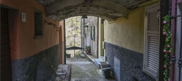 3-salle Appartement à Villa Faraldi, Italy No. 235832 6