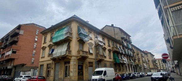 Studio in Turin, Italy No. 39811 14