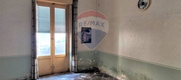 Casa de 6 divisões em Aci Catena, Italy N.º 305600 5