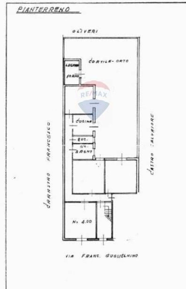 Casa de 6 divisões em Aci Catena, Italy N.º 305600