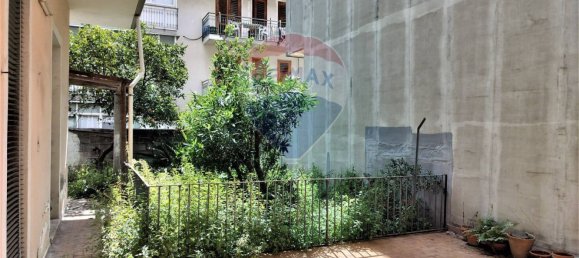 Casa de 6 divisões em Aci Catena, Italy N.º 305600 15