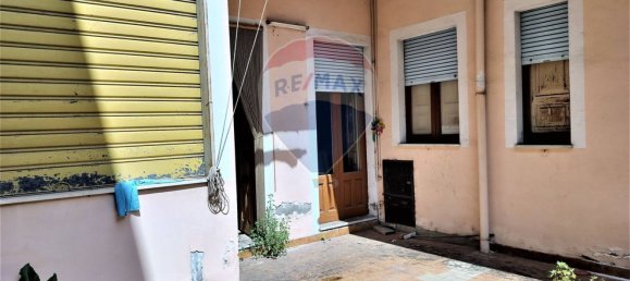 Casa de 6 divisões em Aci Catena, Italy N.º 305600 17