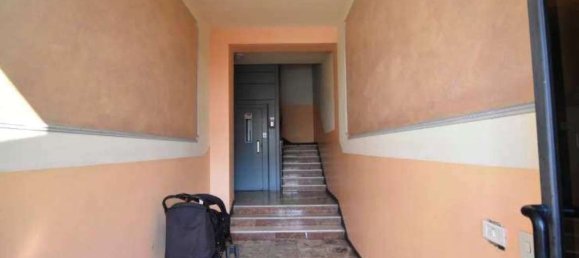 3 rooms Apartment in Piacenza, Italy No. 94706 3