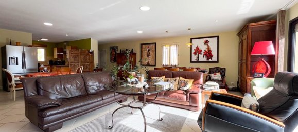 2 Schlafzimmer Haus in Romorantin-Lanthenay, France, Nr. 225947 4