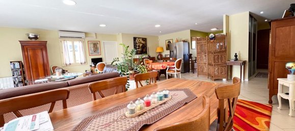 2 Schlafzimmer Haus in Romorantin-Lanthenay, France, Nr. 225947 5