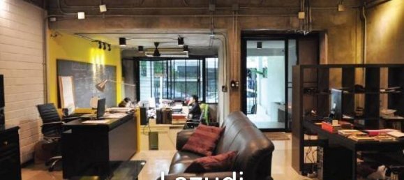 3 bedrooms Bungalow in Bangkok, Thailand No. 22255 3