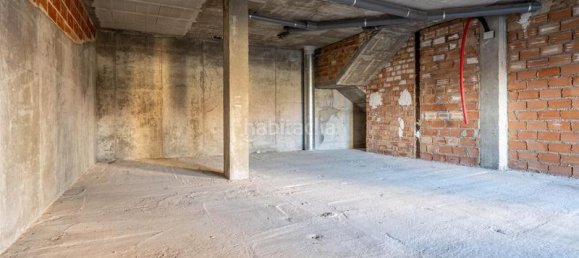 86m² Commercial property in Cajar, Spain No. 176855 20