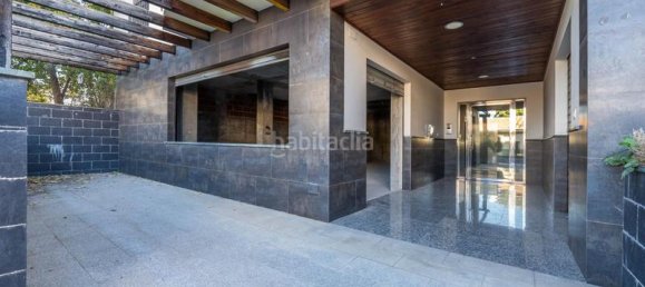 86m² Commercial property in Cajar, Spain No. 176855 14