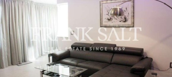 3 bedrooms Penthouse in Saint Julian's, Malta No. 6304 10