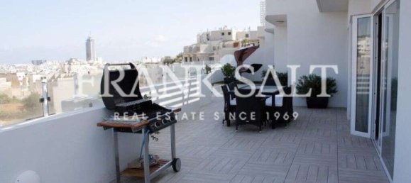 3 bedrooms Penthouse in Saint Julian's, Malta No. 6304 3