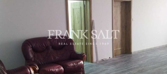 4 Schlafzimmer Maisonette-Wohnung in Zebbug, Malta, Nr. 5117 14