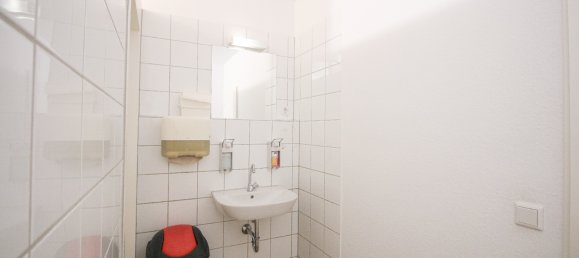 2110m² Building in Krefeld, Germany No. 73212 6