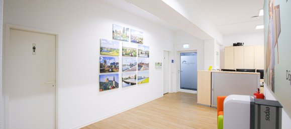 2110m² Building in Krefeld, Germany No. 73212 2