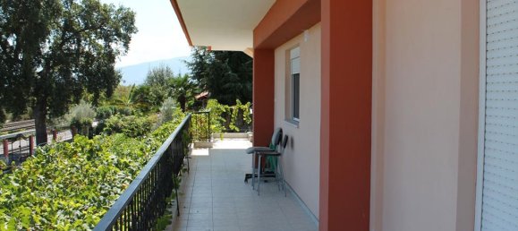 Коммерческая недвижимость с 4 спальнями в Литохорон, Греция № 6588 8