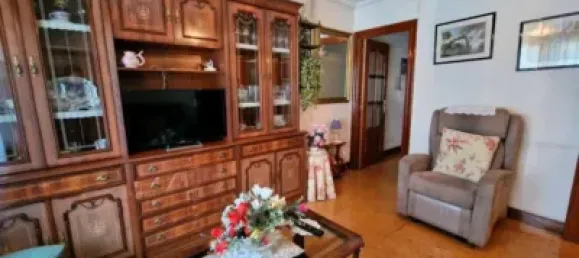Apartamento de 3 dormitorios en Comunidad Autónoma Vasca, Spain No. 151850 5
