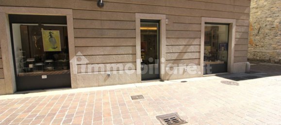 3 rooms Commercial property in Como, Italy No. 261926 15
