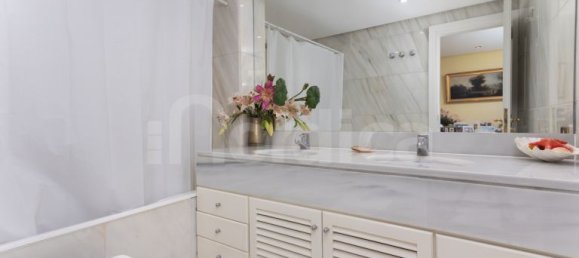 Apartamento de 3 dormitorios en Marbella, Spain No. 144935 15