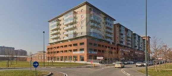 2 bedrooms Apartment in Turin, Italy No. 103272 2