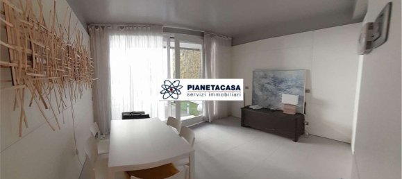 Casa de 2 habitaciónes en Bergamo, Italy No. 3403 6