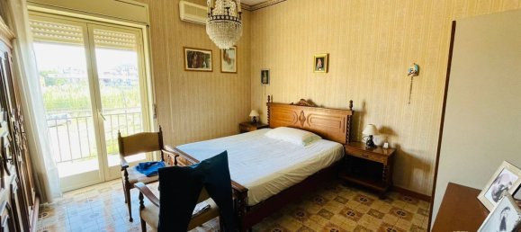 4 rooms Apartment in Syracuse, Italy No. 250387 10