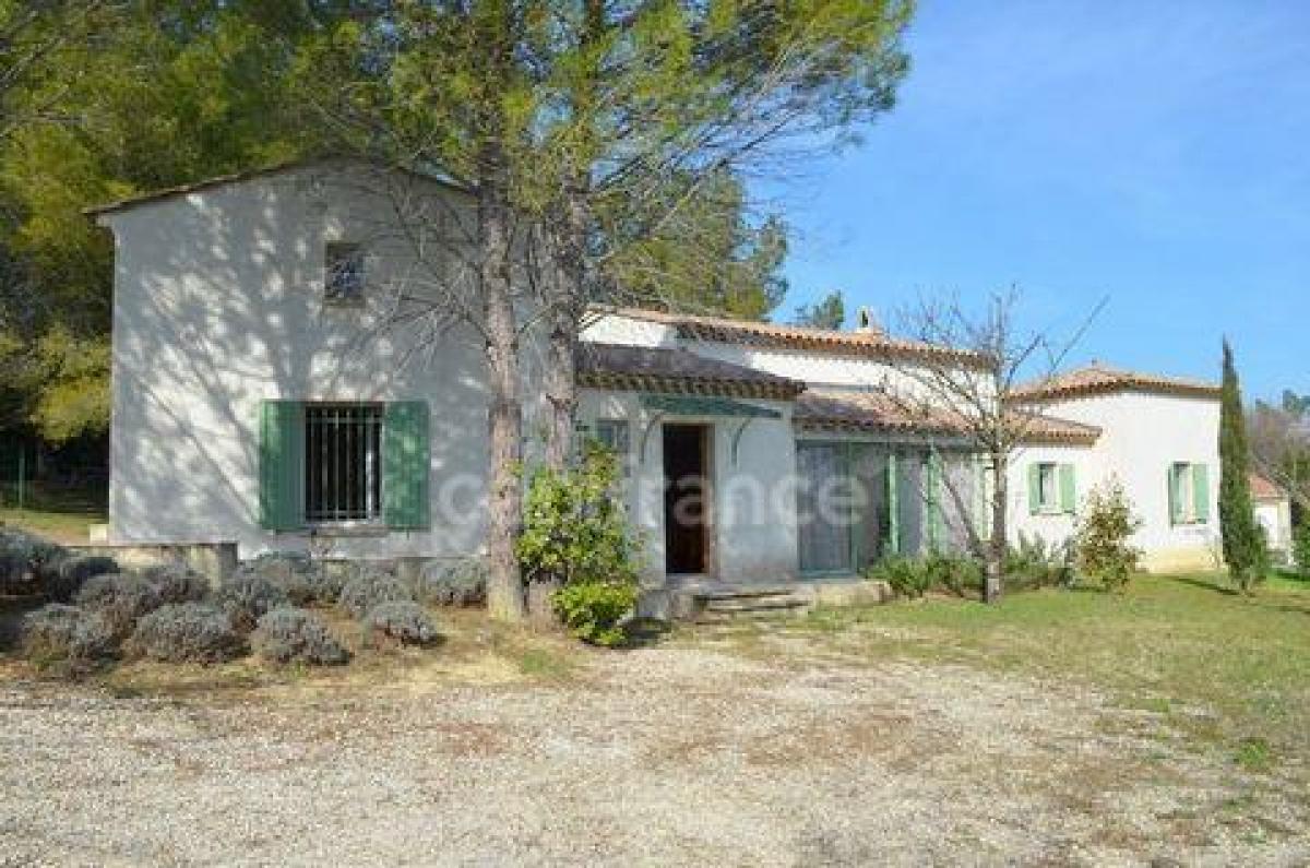 2 bedrooms House in Uzes, France No. 32567