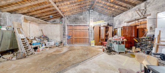 5 bedrooms House in Gironde, France No. 277824 15