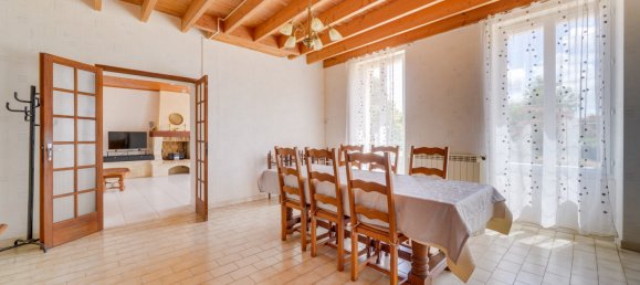 5 bedrooms House in Gironde, France No. 277824 3