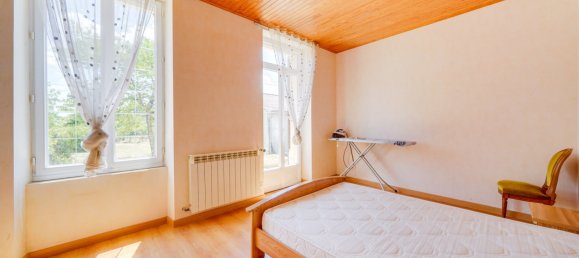 5 bedrooms House in Gironde, France No. 277824 7