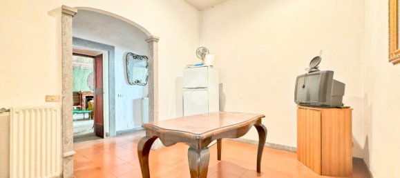 7 rooms Apartment in Ronciglione, Italy No. 158597 11