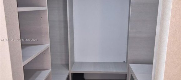 Коммерческая недвижимость с 1 спальней в Майами, Майами-Дейд, Флорида, США № 614387 9